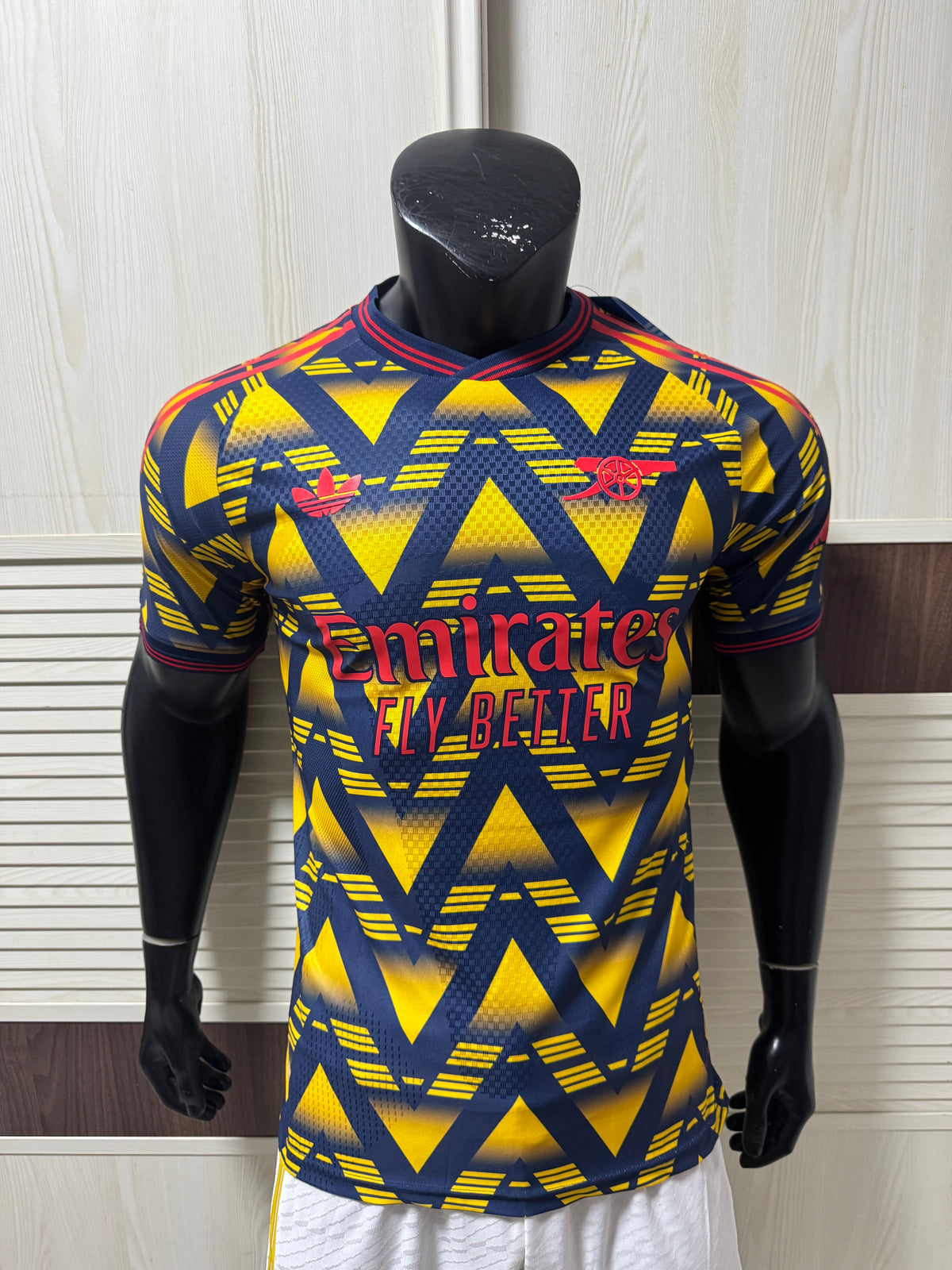 Camisa Arsenal Retro Geo 2026/27 – Versão Jogador Premium