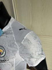 Camisa Manchester City White Stripe Edition