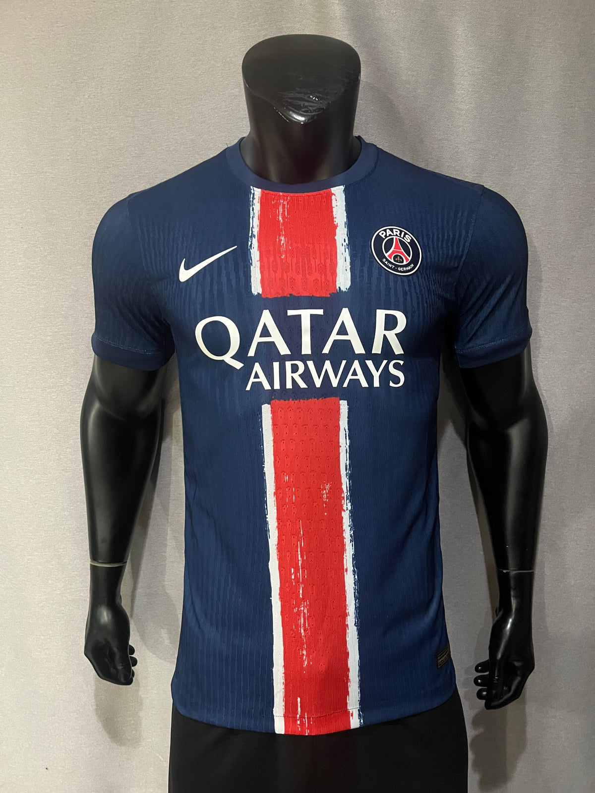 PSG Home 2023/24 VaporKnit