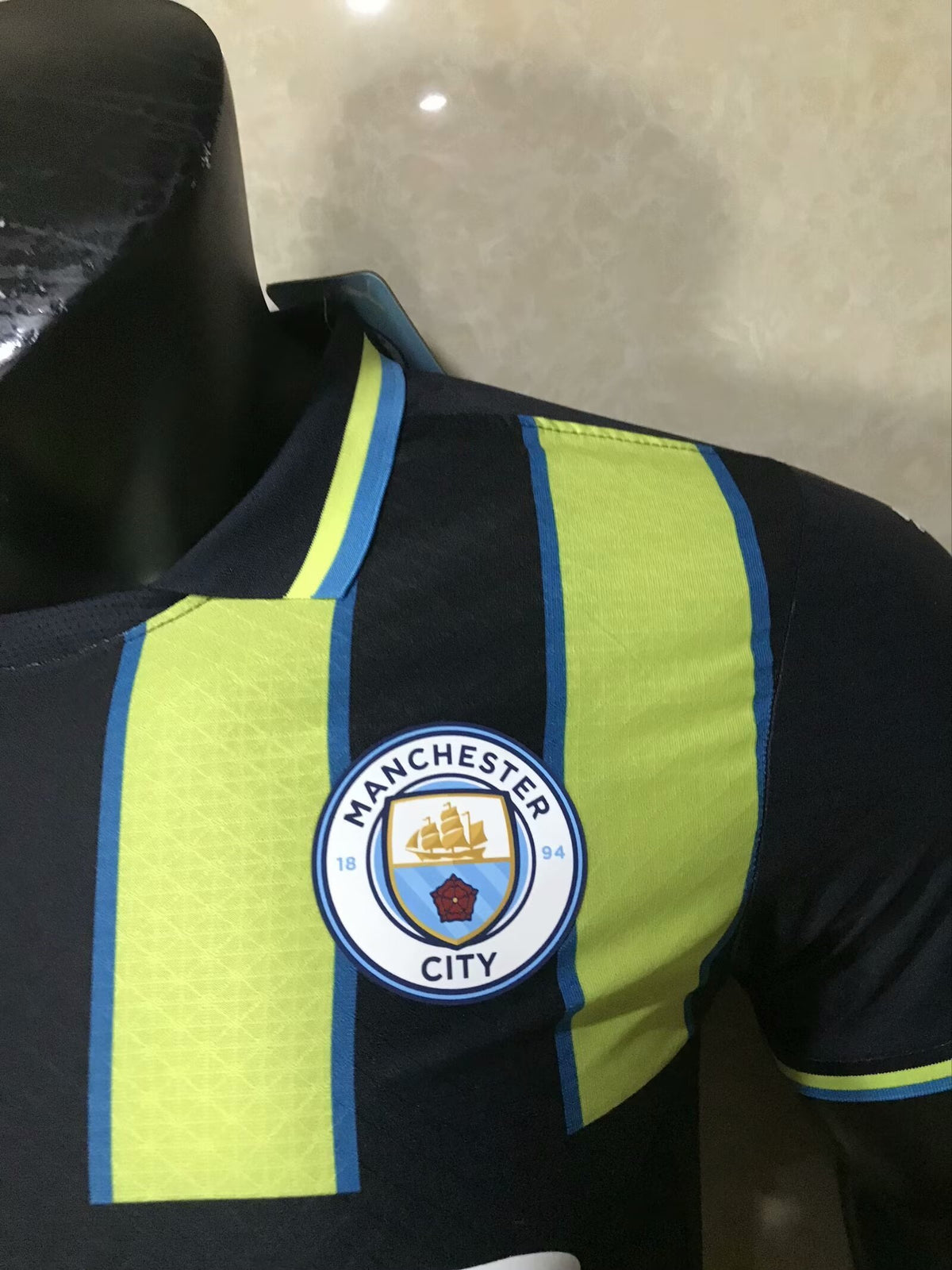 Camisa Manchester City Third Neon 2026/27 – Versão Jogador Premium