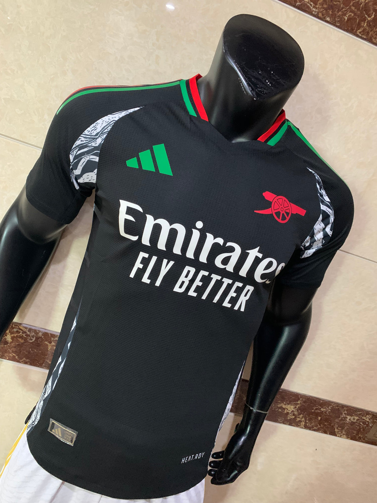 Camisa Arsenal Black Edition 2026/27 – Versão Jogador Premium