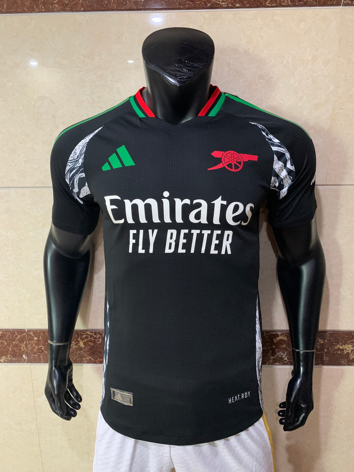 Camisa Arsenal Black Edition 2026/27 – Versão Jogador Premium