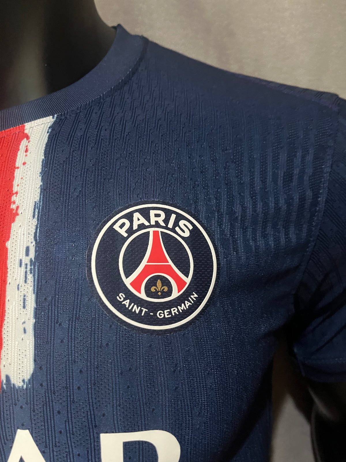 PSG Home 2023/24 VaporKnit