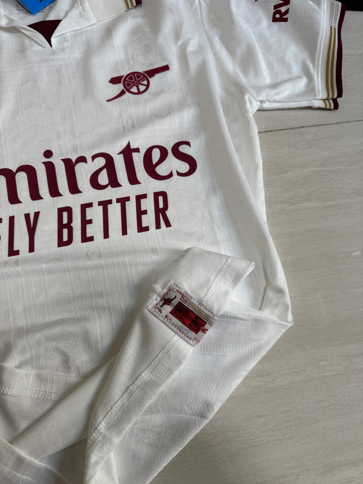 Camisa Arsenal Heritage White 2026/27 – Versão Jogador Premium