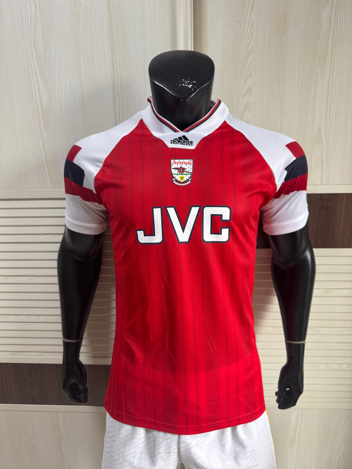 Camisa Arsenal Home Retrô JVC 1988/89 – Versão Premium