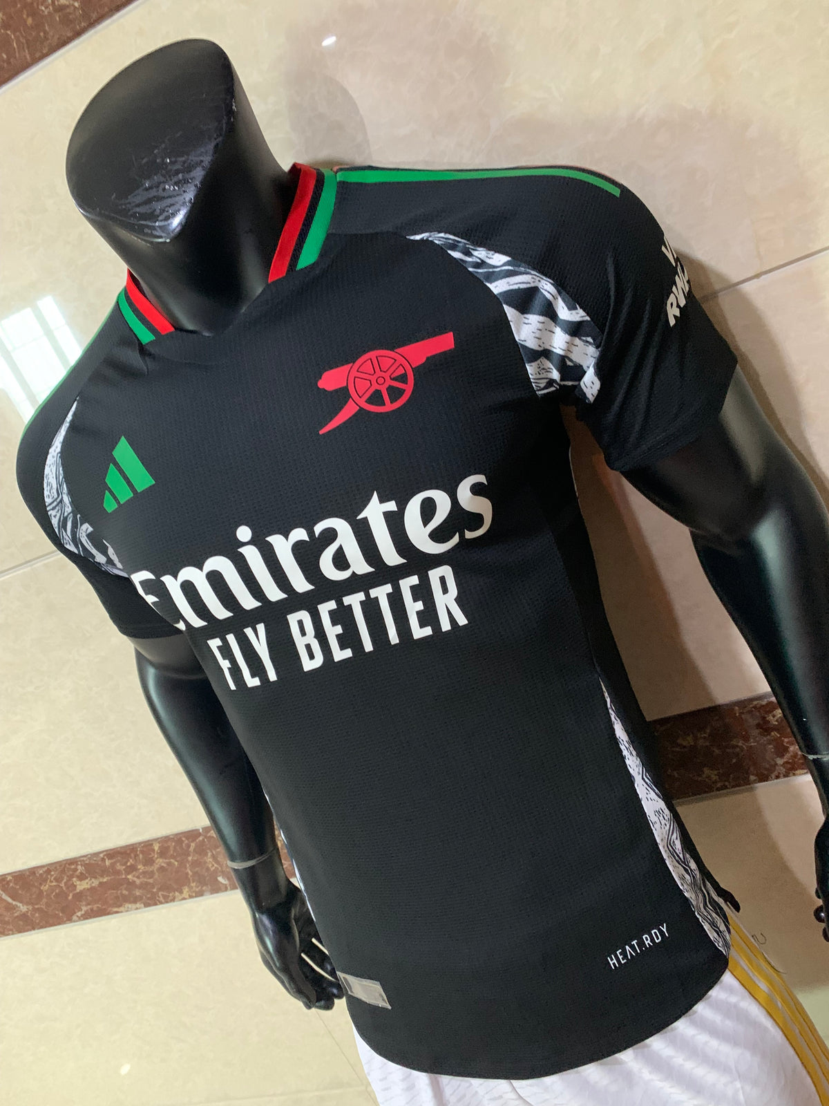 Camisa Arsenal Black Edition 2026/27 – Versão Jogador Premium