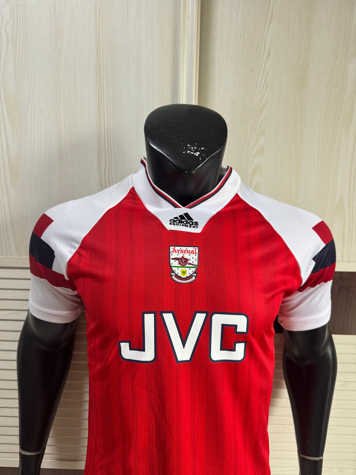 Camisa Arsenal Home Retrô JVC 1988/89 – Versão Premium