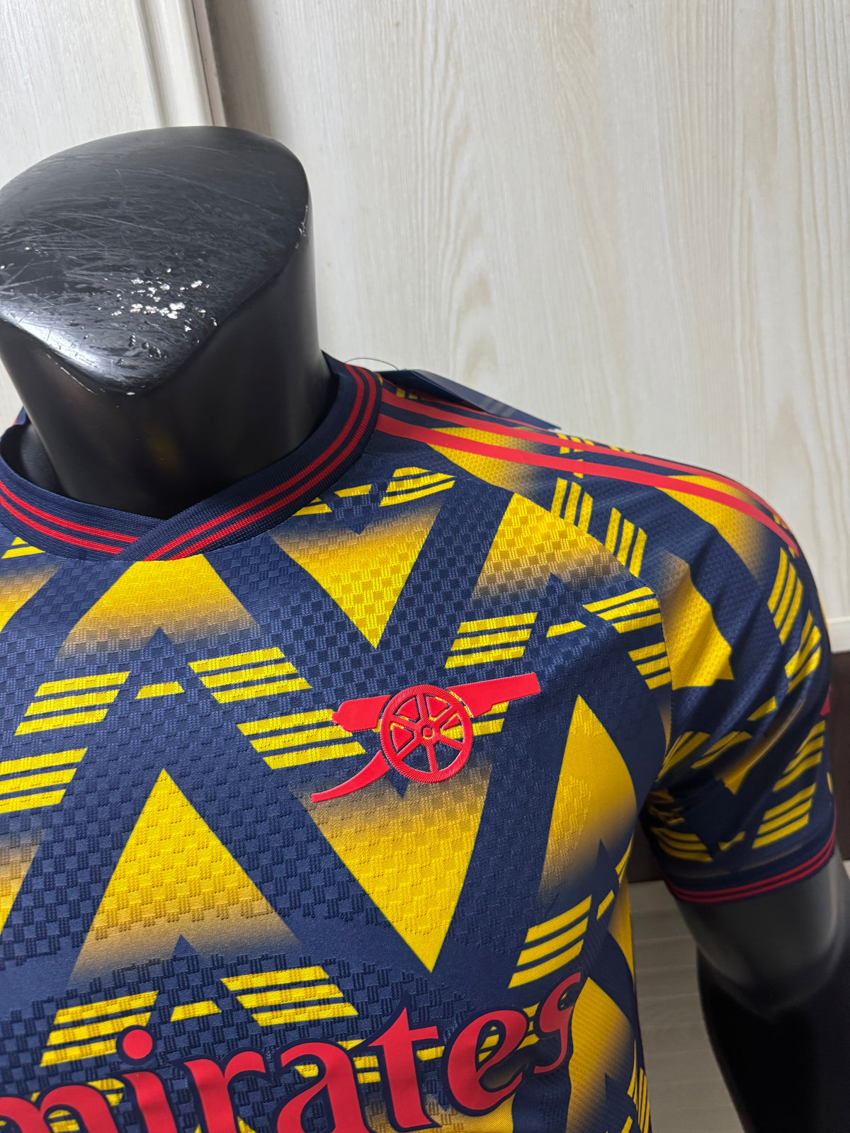 Camisa Arsenal Retro Geo 2026/27 – Versão Jogador Premium